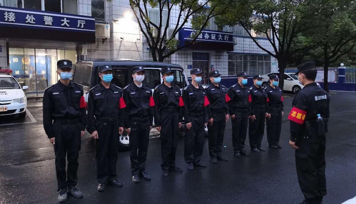 倡導(dǎo)文明新風(fēng)，共建美好襄陽！創(chuàng)文有咱獵鷹來幫忙