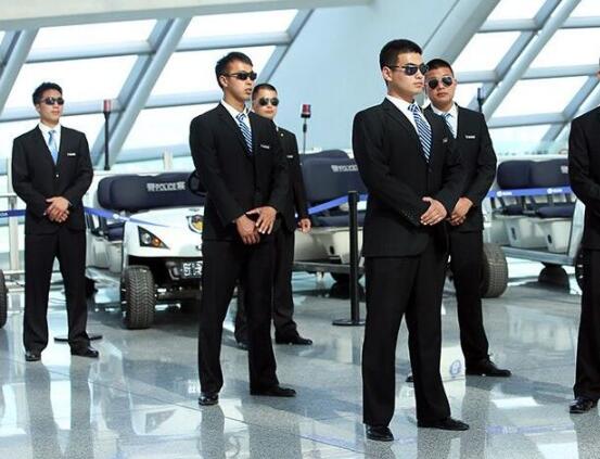 私人保鏢為何發展如此迅速，襄陽獵鷹保安告訴您？